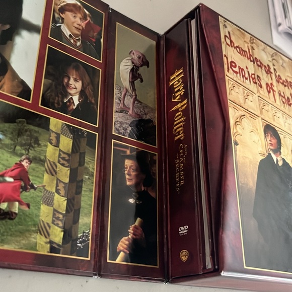 Harry Potter dvd and the chamber of secrets Ultimate edition. Year 2. Used - Picture 8 of 11